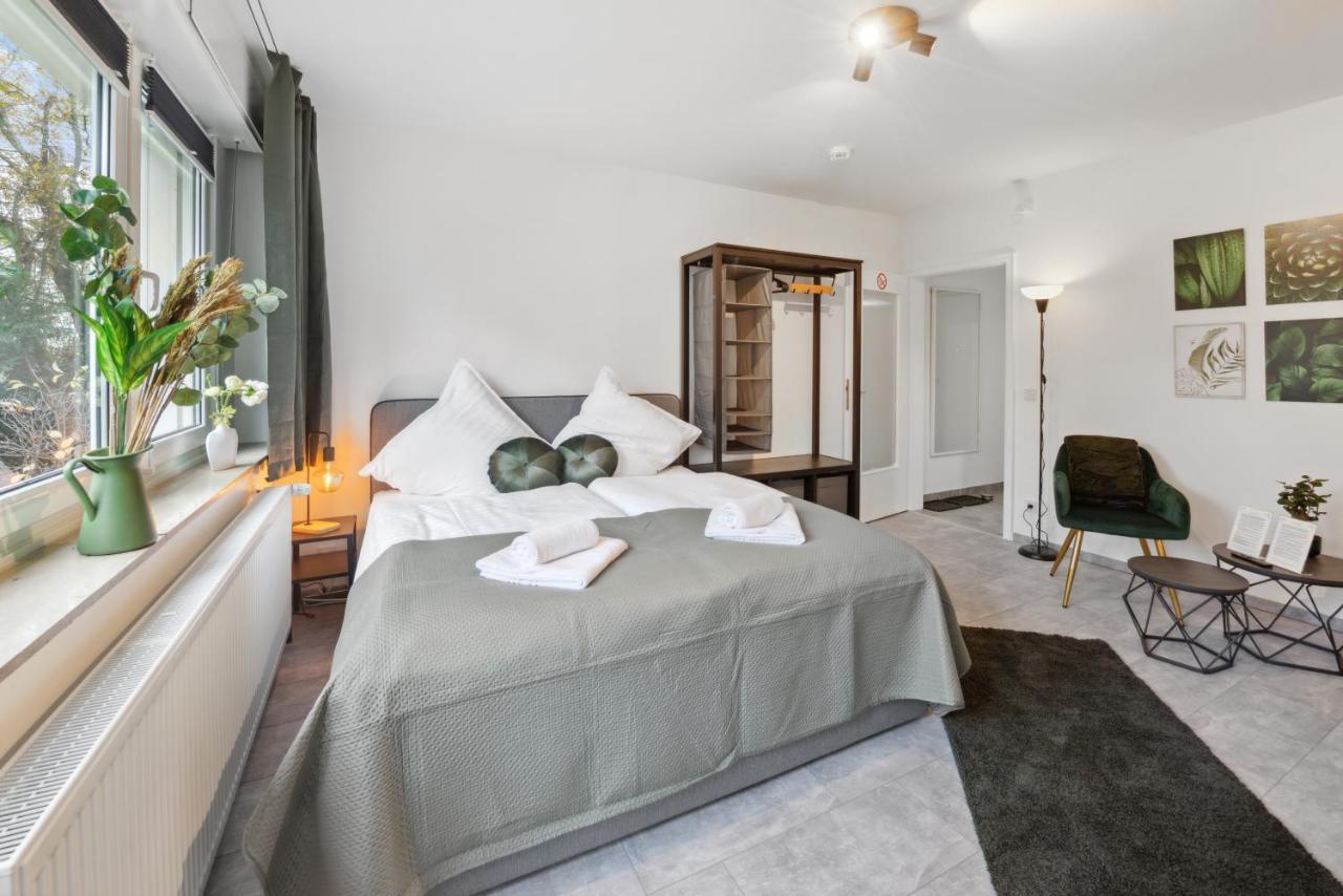 1 Zi. Wohnung, 34M², Parken, Messe Dus Duisburgo Esterno foto